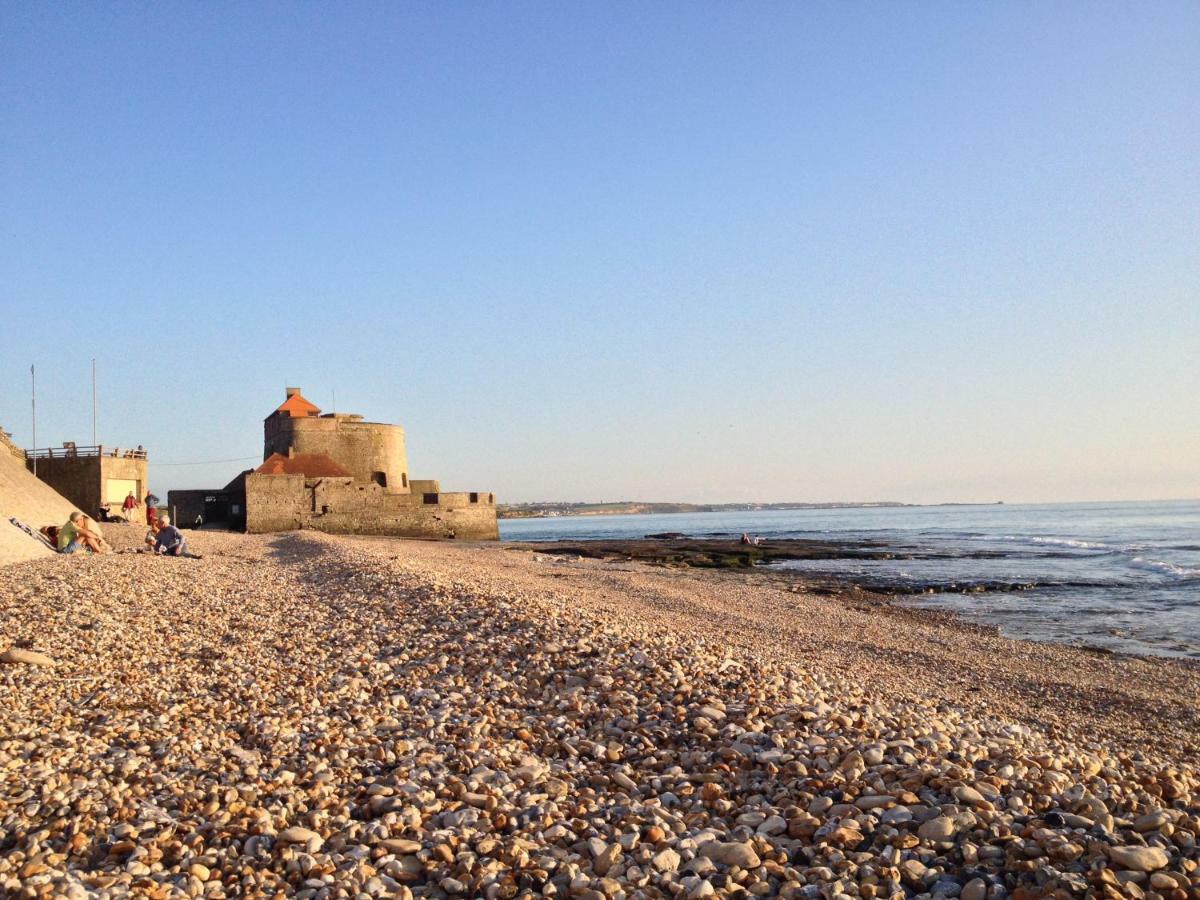Face A La Mer , L Artiste Ambleteuse Extérieur photo